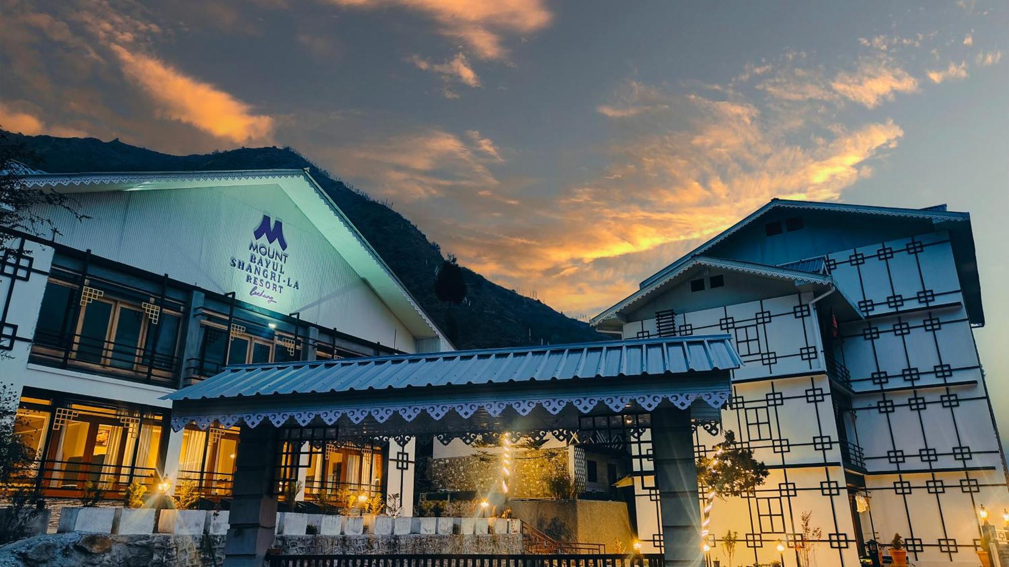 Mount Bayul Shangri-La Resort Lacsung Kültér fotó