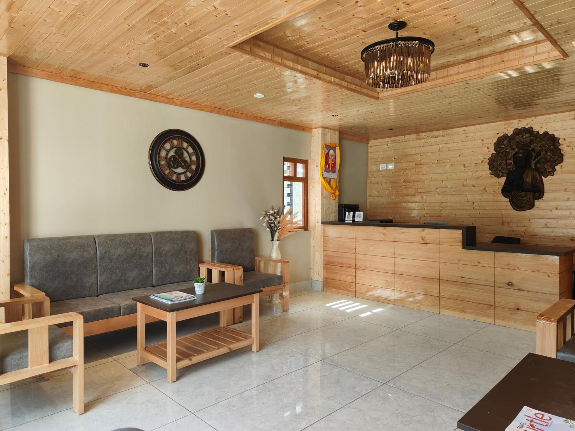 Mount Bayul Shangri-La Resort Lacsung Kültér fotó