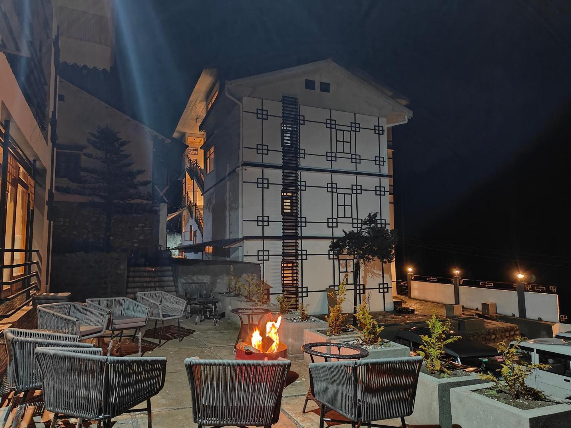 Mount Bayul Shangri-La Resort Lacsung Kültér fotó